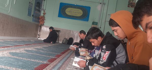 اولین مراسم زیارت عاشورای  دبیرستان شاهد ابوذر غفاری نیشابور به‌مناسبت شهادت شهید سید حسن نصرالله 