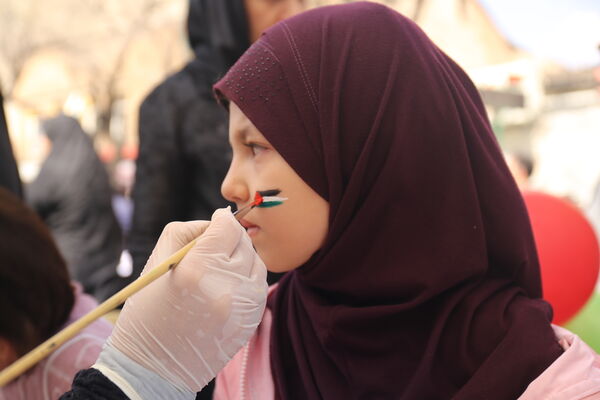 کودکانی از جنس انا علی العهد 