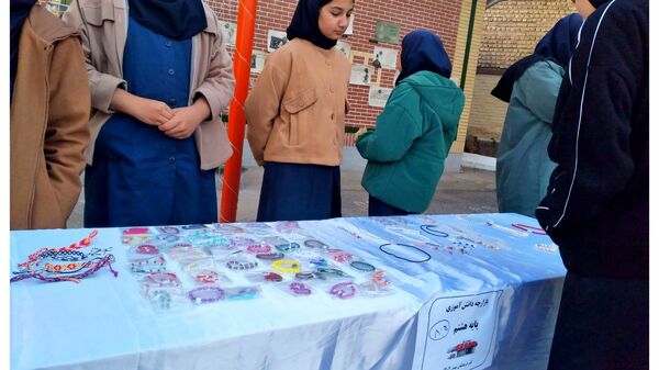 بازارچه کار و فناوری در دبیرستان کوثر فرهنگیان