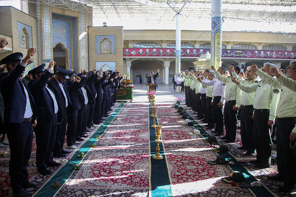 آیین گرامیداشت سالروز طوفان الاقصی با حضور کارکنان پلیس در قم