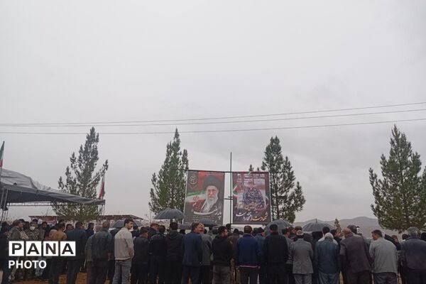 تشییع پیکر شهید مدافع امنیت در حمله تجاوزکارانه آمریکا 