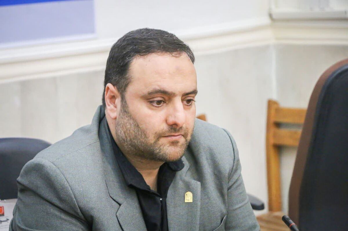 تربیت دانش‌آموزان روی ریل نماز، راهبرد اصلی آموزش و پرورش برای مدرسه تراز است