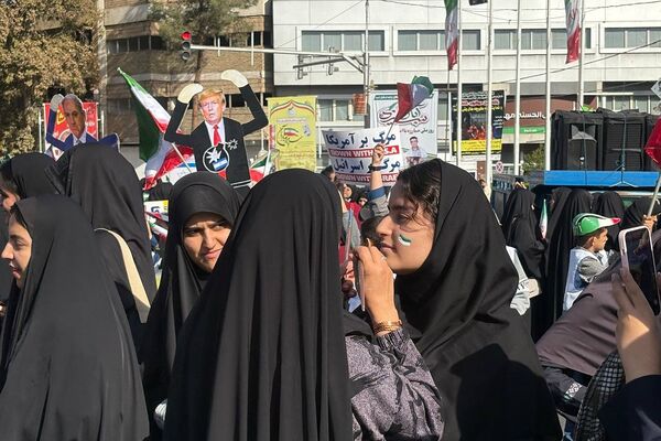 فریاد استکبار ستیزی از ورامین طنین انداز شد