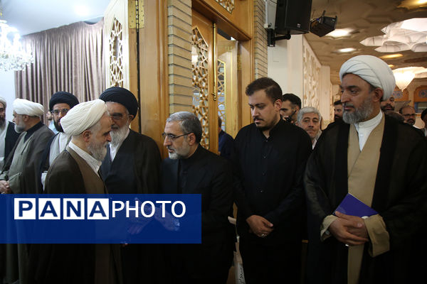 مراسم هفتم شهدای خدمت با حضور سرپرست ریاست جمهوری در قم