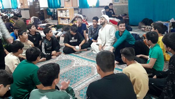 ساعتی برای تفکر 