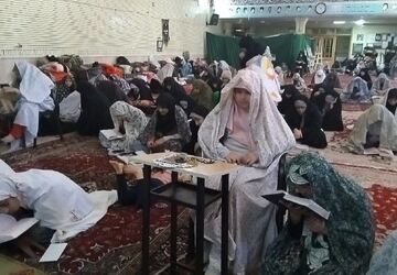 مراسم اعتکاف دانش آموزان دختر در اهر