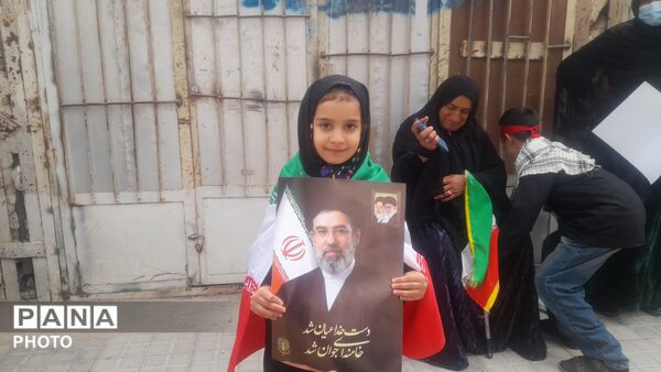  زنگ همبستگی و تجمع حماسی هواداران ایران زمین در لردگان