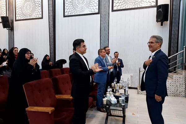 مراسم تکریم و معارفه رئیس اداره آموزش و پرورش کهریزک 
