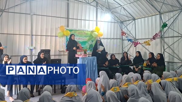 جشن روز پرستار در مدرسه شاهد شهید مصلحی میناب