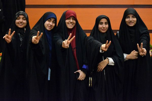 مدرسه انقلاب در بهارستان‌دو به ایستگاه پایانی رسید