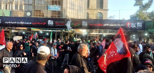 مصلای تهران با فریادِ باید برخاست لرزید