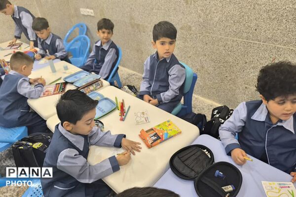 بازدید رئیس سازمان ملی تعلیم و تربیت کودک شهرستان های استان تهران از مرکز کودکستان دکتر حسابی شهرری