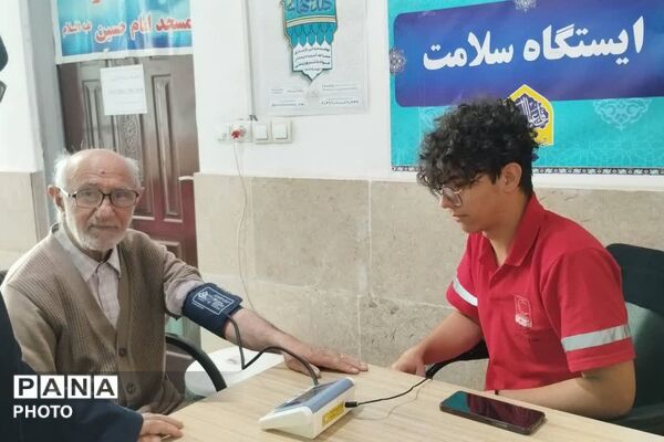 نماز جمعه فیروزکوه؛ تلاقی معنویت، خدمت و همدلی در سنگر تپنده شهر