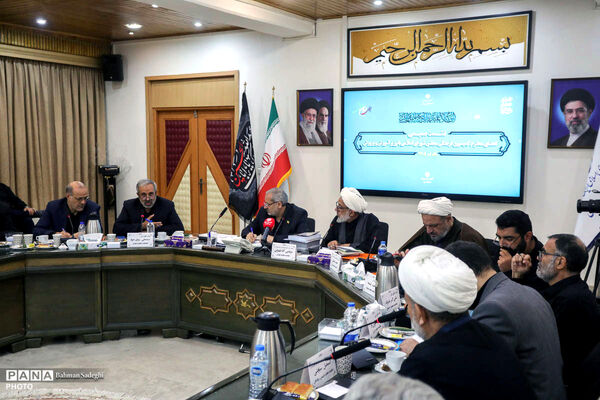 دیدار صمیمی وزیر آموزش و پرورش با اعضای کمیسیون فرهنگی مجلس شورای اسلامی