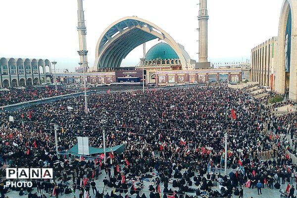 مراسم وداع و بدرقه آقای شهید ایران در مصلی امام خمینی (ره)