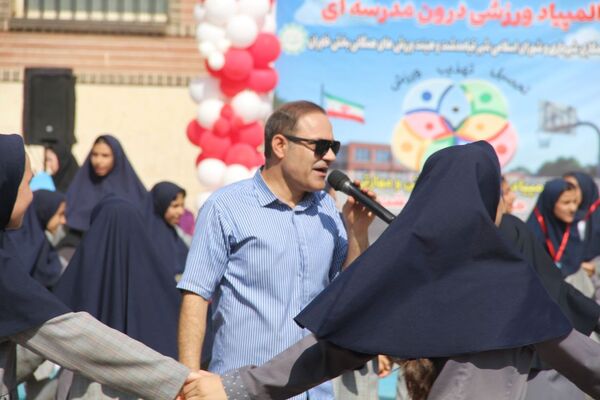 پروازِ شورِ ورزش در کاوه آهنگر