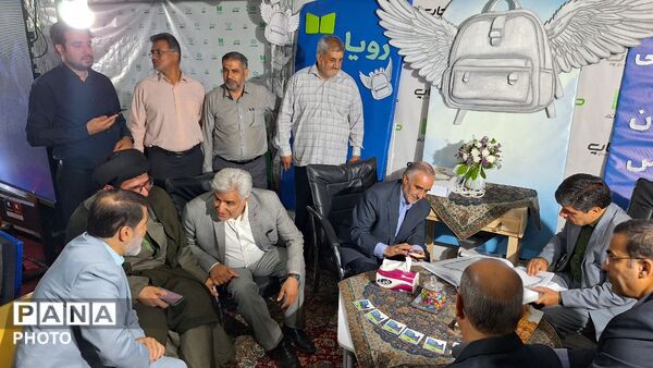 حضور فرماندار مشهد در جشن عید غدیر در میدان دانشجو