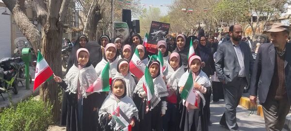 مردم غیور اصفهان در راهپیمایی روز قدس جنایات رژیم غاصب صهیونیستی را محکوم کردند