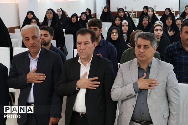 تجلیل از معاونین پرورشی و مربیان تربیتی منطقه ۱۴ تهران