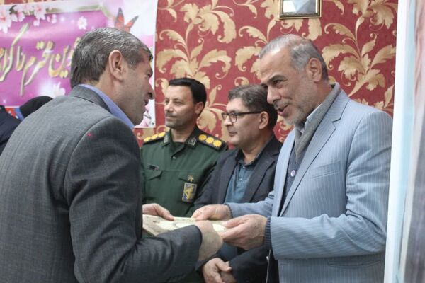 آیین تجلیل از پیشکسوتان فرهنگی ملکان 