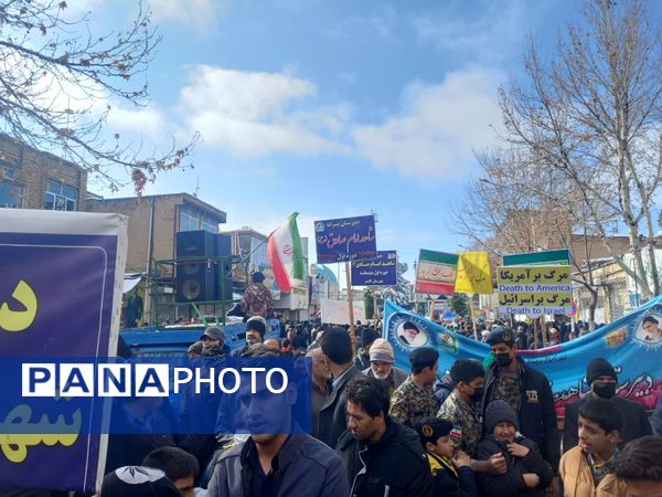 حماسه حضور مردم کاشمر در ۲۲ بهمن از قاب پانا