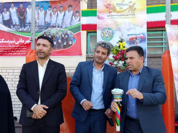 افتتاح مسابقات ورزشی بین مدرسه‌ای «جام اقتدار ایران»