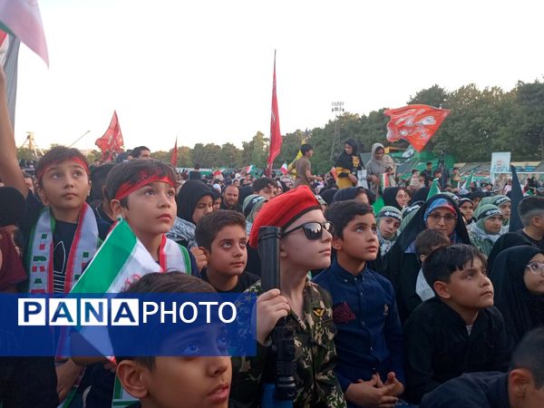 اجتماع بزرگ کودک و نوجوانان در پارک ملت مشهد مقدس