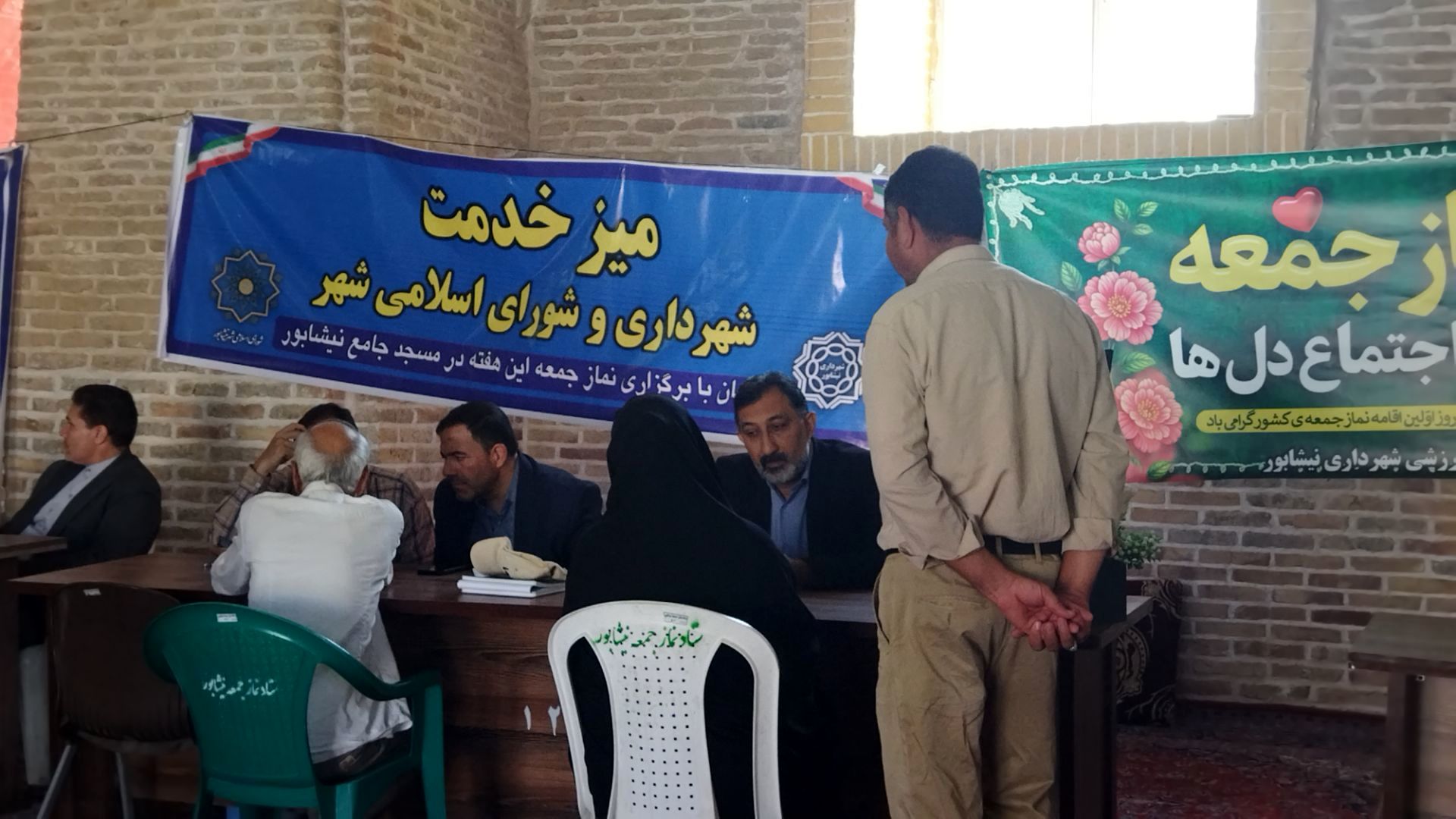 میز خدمت ادارات نیشابور در نماز جمعه 