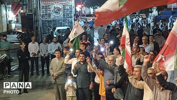 تداوم حضورحماسی مردم وفرهنگیان شهرستان کوهدشت در اجتماعات شبانه