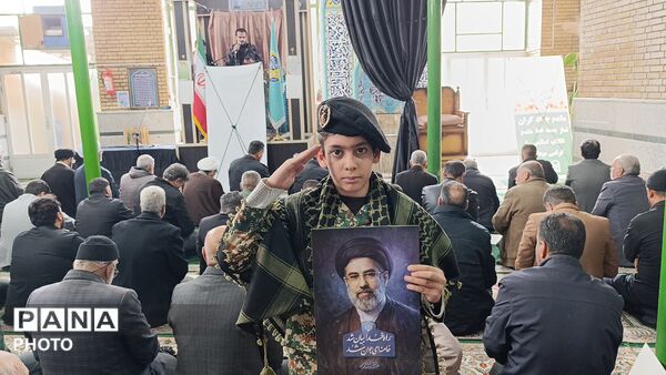 با تو قد می کشیم...