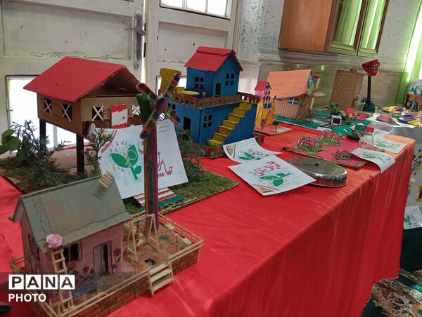 جشنواره جابر بن حیان در دبستان نرجس 