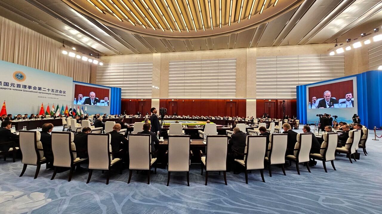 سازمان شانگهای در راستای ایجاد جهانی صلح‌آمیزتر و همکاری‌های اقتصادی گام بردارد