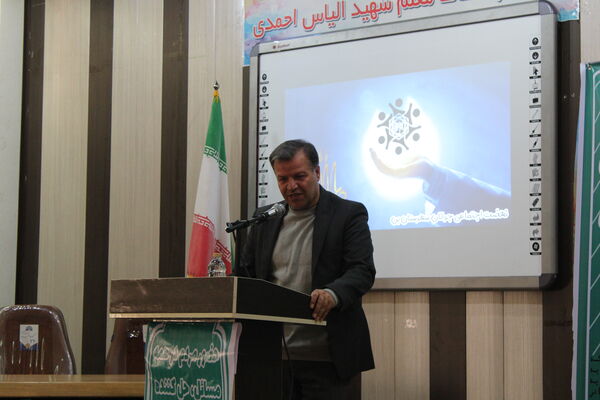 آیین کلنگ زنی مدرسه شش کلاسه در شهرستان بن