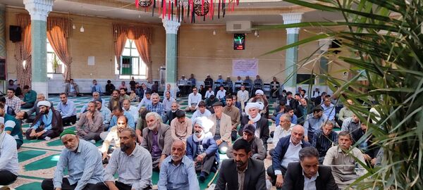 پاسخگویی مسئولان شهرستان باخرز به مردم در میز خدمت