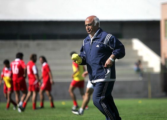 کشورهای عربی، در بازه زمانی بازسازی فاز اول ورزشگاه آزادی استادیوم می‌سازند