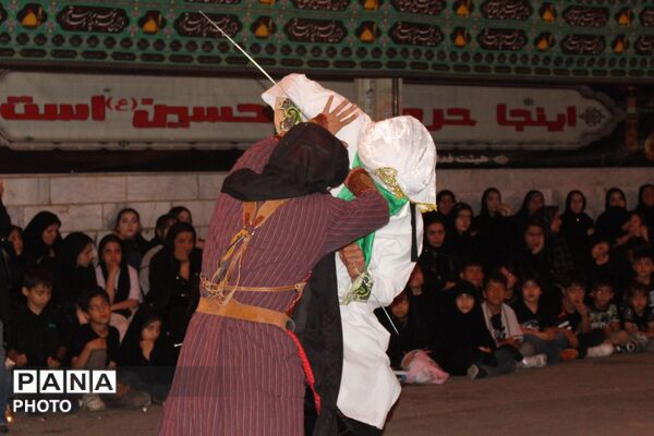 شکوه حماسه عاشورا در اجرای تئاتر شهادت حضرت امام حسین(ع) در نظرآباد