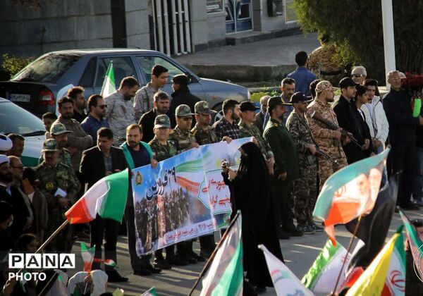 رزمایش حماسی و کاروان خودرویی در همدان؛ تجلیل از ارتش مقتدر در آستانه روز ارتش