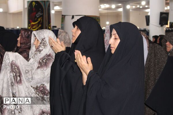 حضور پرشور مردم نظرآباد در آیین عبادی سیاسی نماز جمعه
