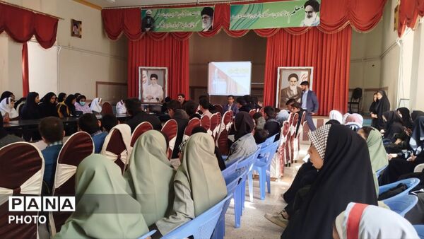 جلسه حوزه رسانه‌ی دانش‌آموزی در شهرستان اردل