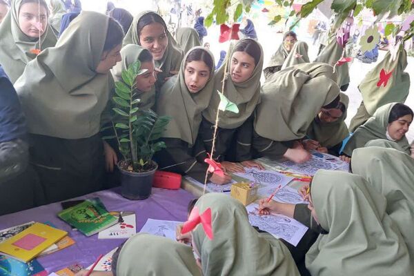 ایستگاه نشاط برای دانش‌آموزان بهارستانی