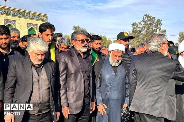 مراسم وداع و تشیع پیکر مطهر شهید محمد مهدی زواره ای در روستای طغان و امامزاده هادی شهر جوادآباد