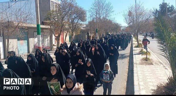 حضور گسترده مردم و مسئولان در فراق رهبر شهید انقلاب اسلامی ایران