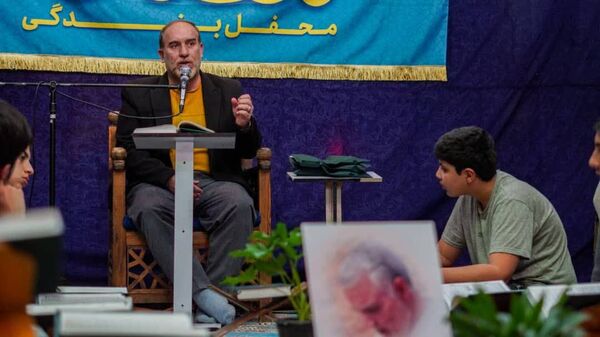 شور اعتکاف بزرگ دانش‌آموزی در فارس 