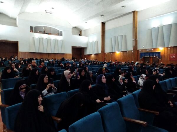 همایش تجلیل از فعالان قرآنی در کاشمر 