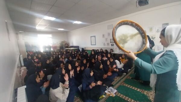 جشن ولادت امام زمان (عج)در مدرسه عزت طلایی