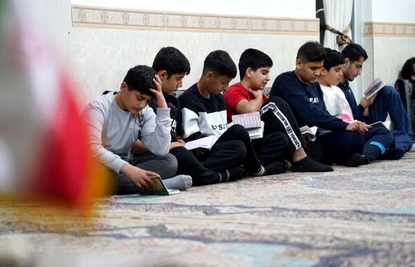 اعتکاف دانش آموزی در استان گلستان