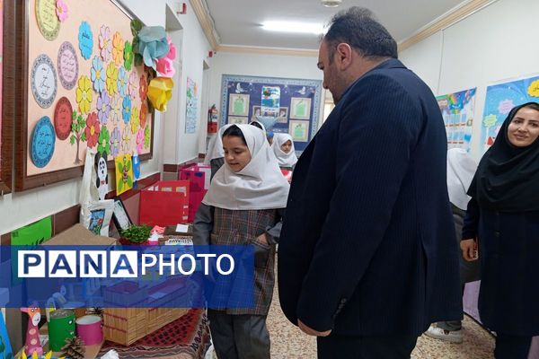 نمایشگاه صنایع دستی و طرح جابربن حیان در مدرسه فردوسی اردبیل