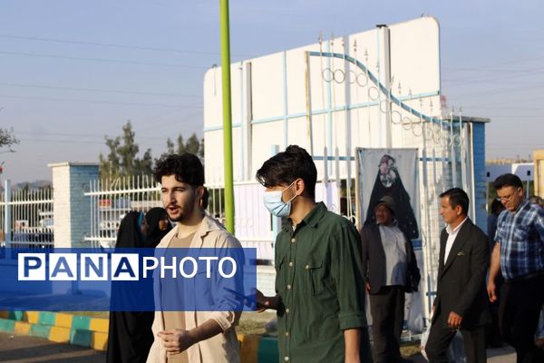 اقامه باشکوه نماز عید فطر در گچساران