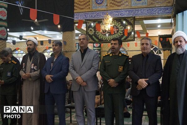 آیین یادبود رهبر شهید انقلاب اسلامی در مسجد جامع شهرستان قرچک