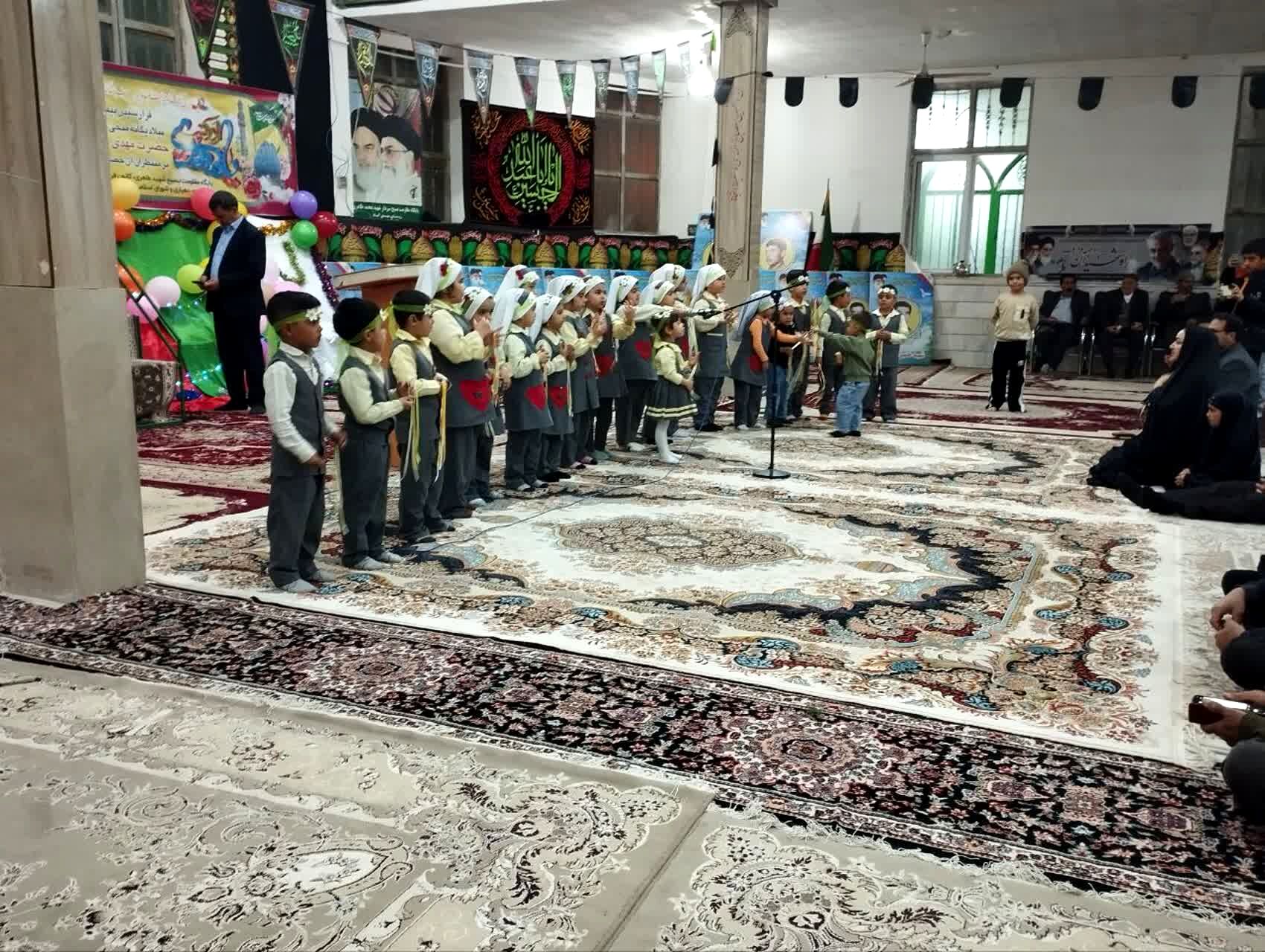جشن شب ولادت حضرت مهدی عج‌ در روستای مهدی آباد خلیل آباد